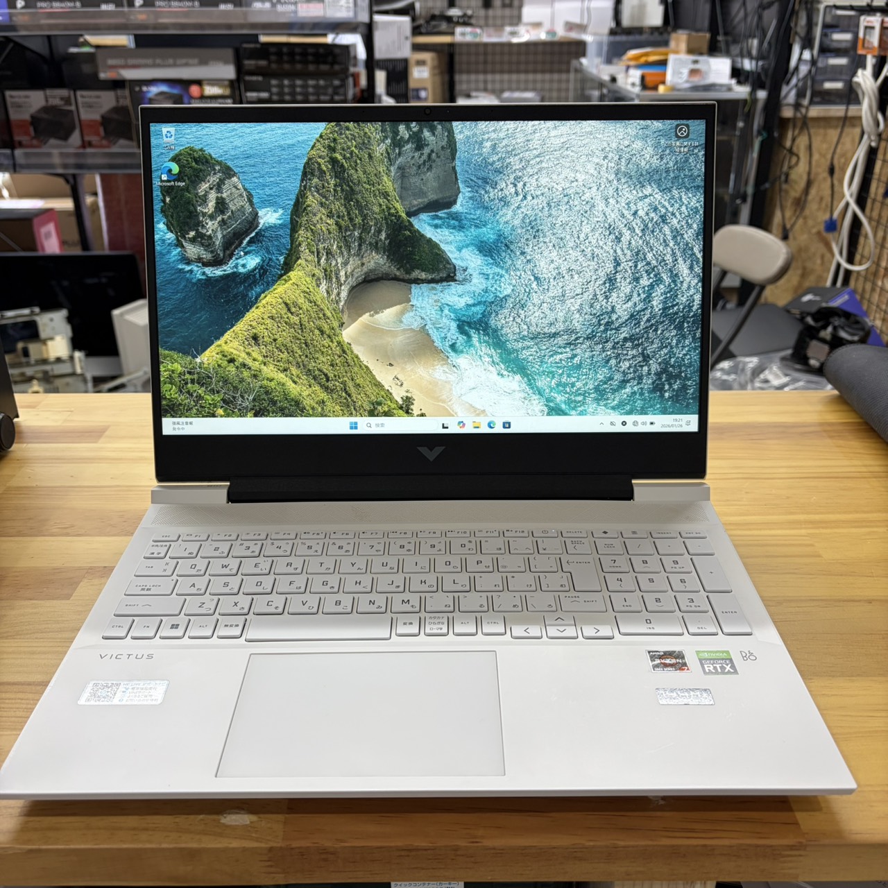 Victus by HP Laptop 16-e0000 Ryzen 7/512GB SSD/16GBメモリ/フルHD/144Hz/RTX 3060搭載モデル[ゲーミングノートPC]